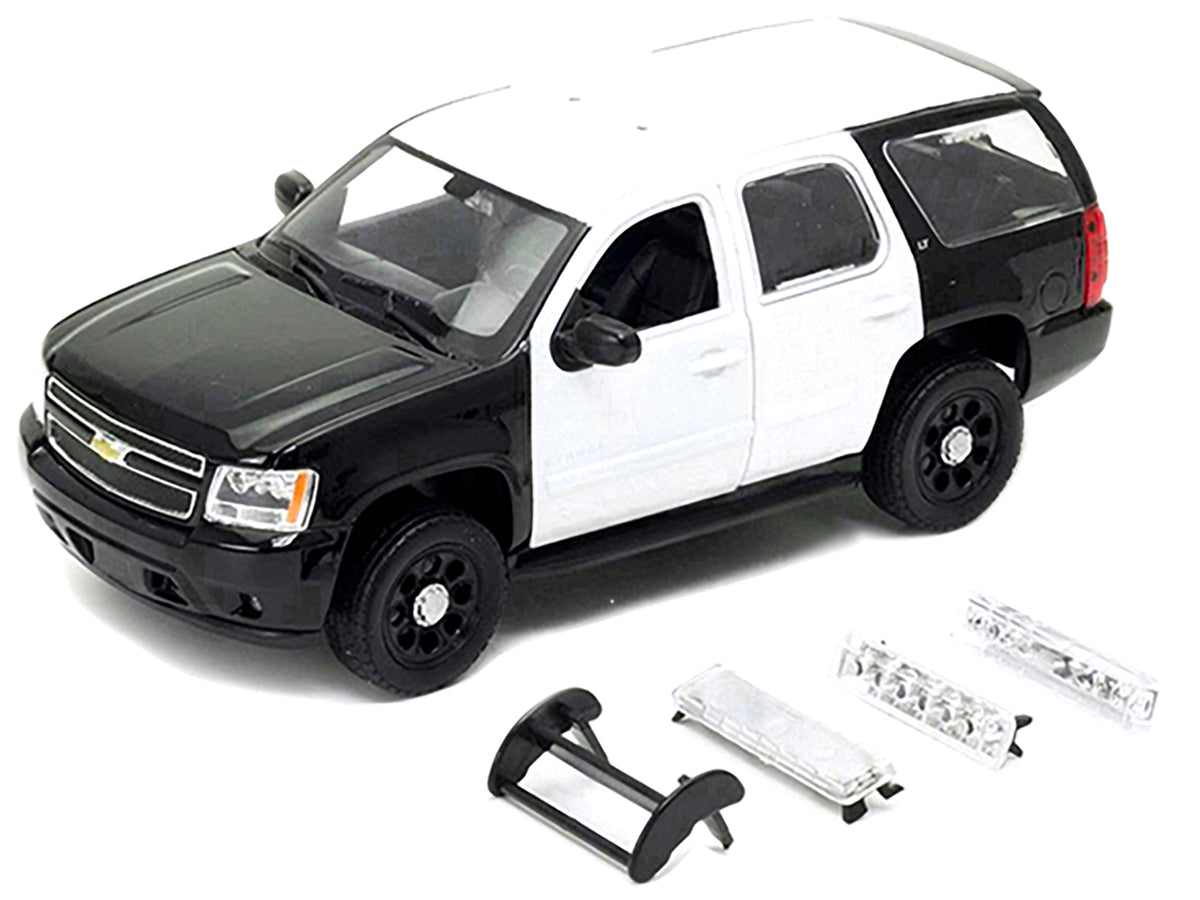 2008 Chevrolet Tahoe Unmarked Police Car Black & White 1/24 Diecast by Welly