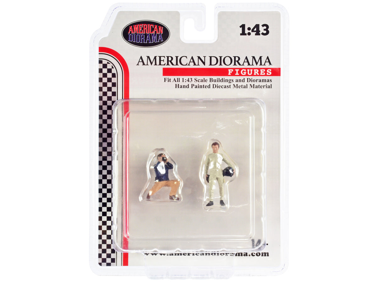 "Race Day" Two Diecast Figures Set 1 for 1/43 Scale Models - American Diorama