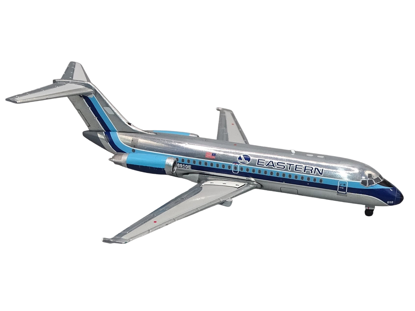 McDonnell Douglas DC-9-14 Commercial Aircraft "Eastern Air Lines" (N8910E) Silver with Blue Stripes 1/400 Diecast Model by V1:400