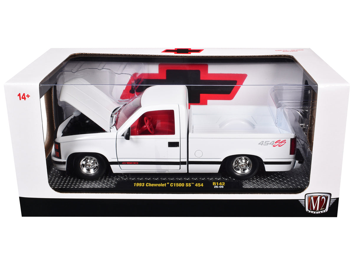 1993 Chevrolet C1500 SS 454 Pickup Truck White Red 1/24 Diecast Model - M2