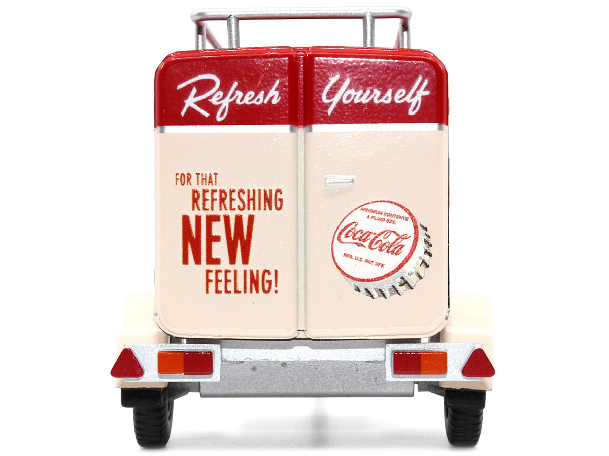 Travel Trailer Cream with Red Top 1/24 Diecast by Motor City Classics