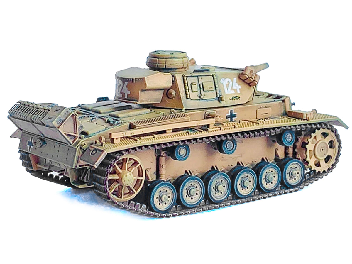 Germany Pz.Kpfw.III Ausf.N DAK Tank #124 NEO Dragon Armor 1/72 Plastic Model