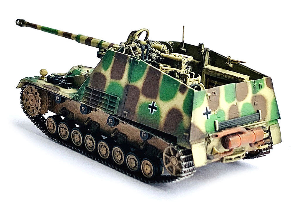 German Sd.Kfz.164 Hornisse Nashorn Armored Vehicle German Army NEO Dragon Armor