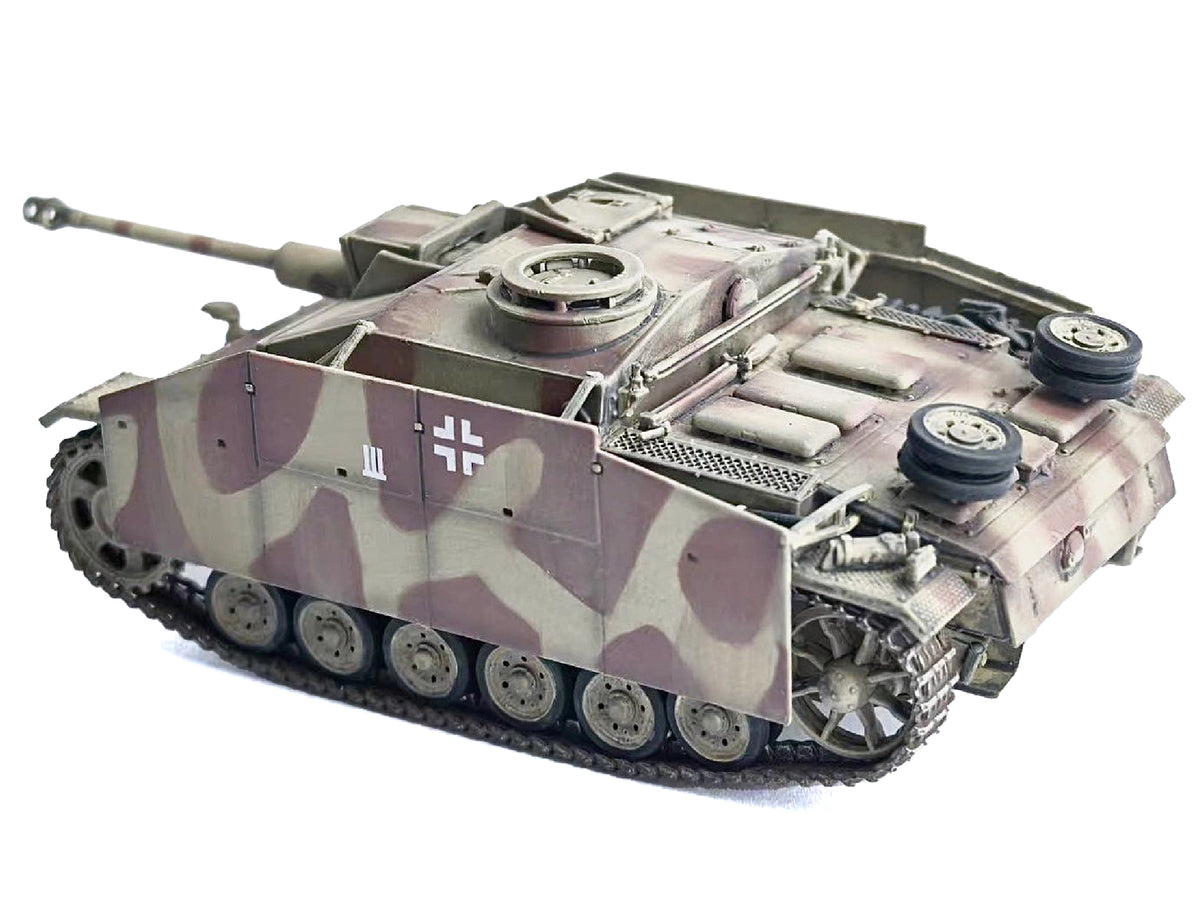 Germany StuG III Ausf. G Early Production Schurzen Tank NEO Dragon Armor 1/72