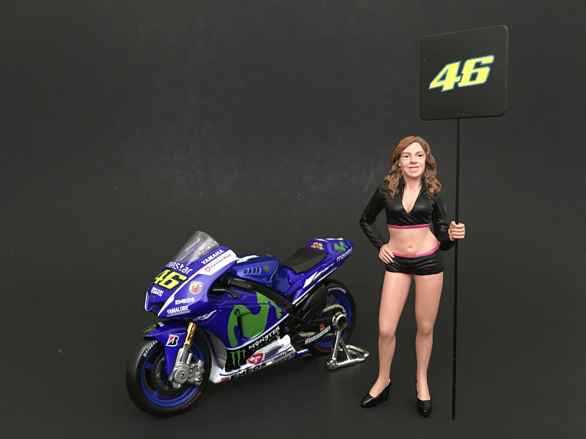 Paddock Girl Figure For 1:24 Scale Models - American Diorama