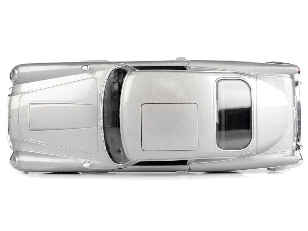 Aston Martin DB5 RHD Silver Metallic James 1/24 Diecast Model Car - Motormax