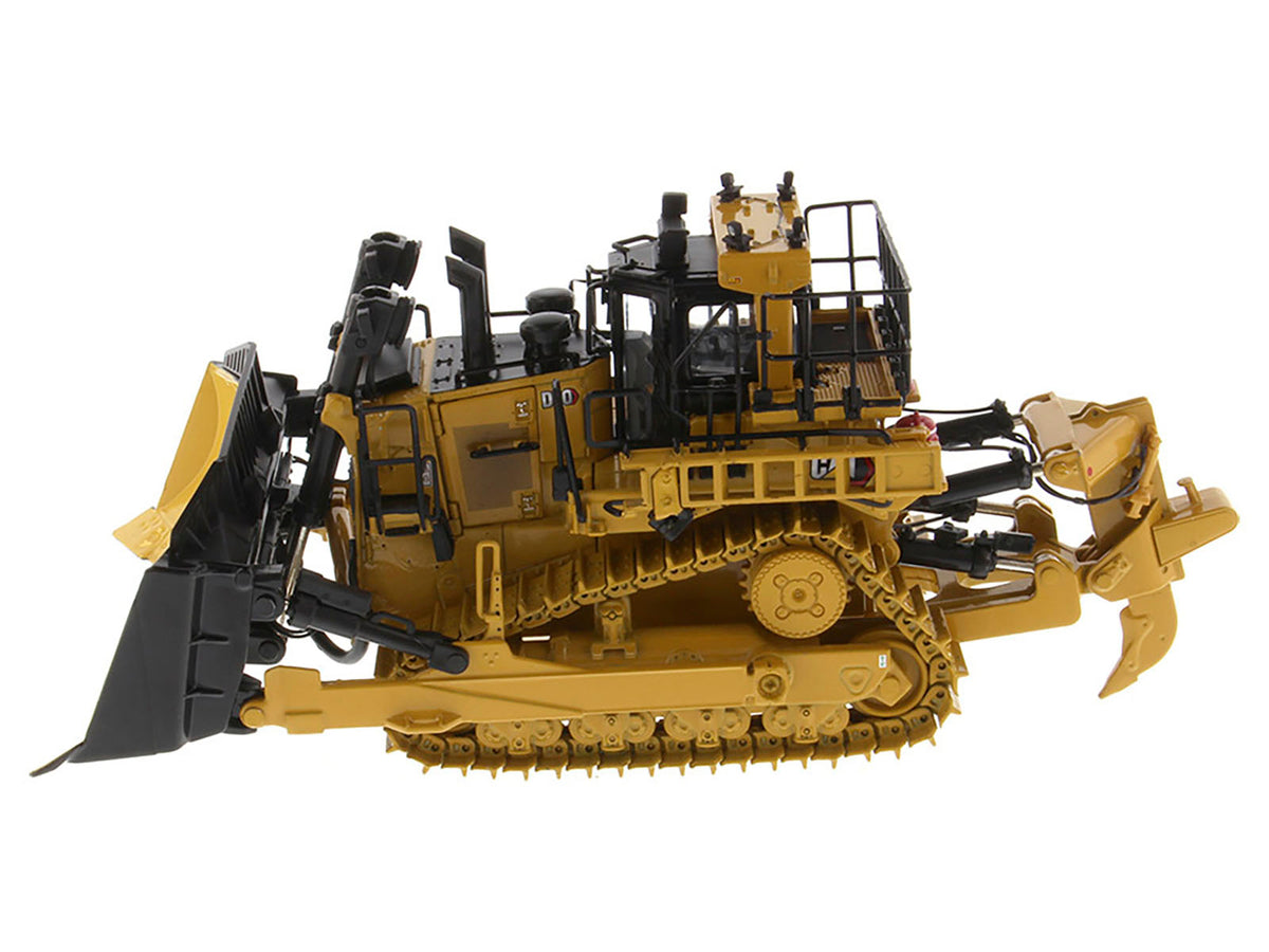 CAT Caterpillar D10 Track Type Dozer 1/50 Diecast Model Car - Diecast Masters