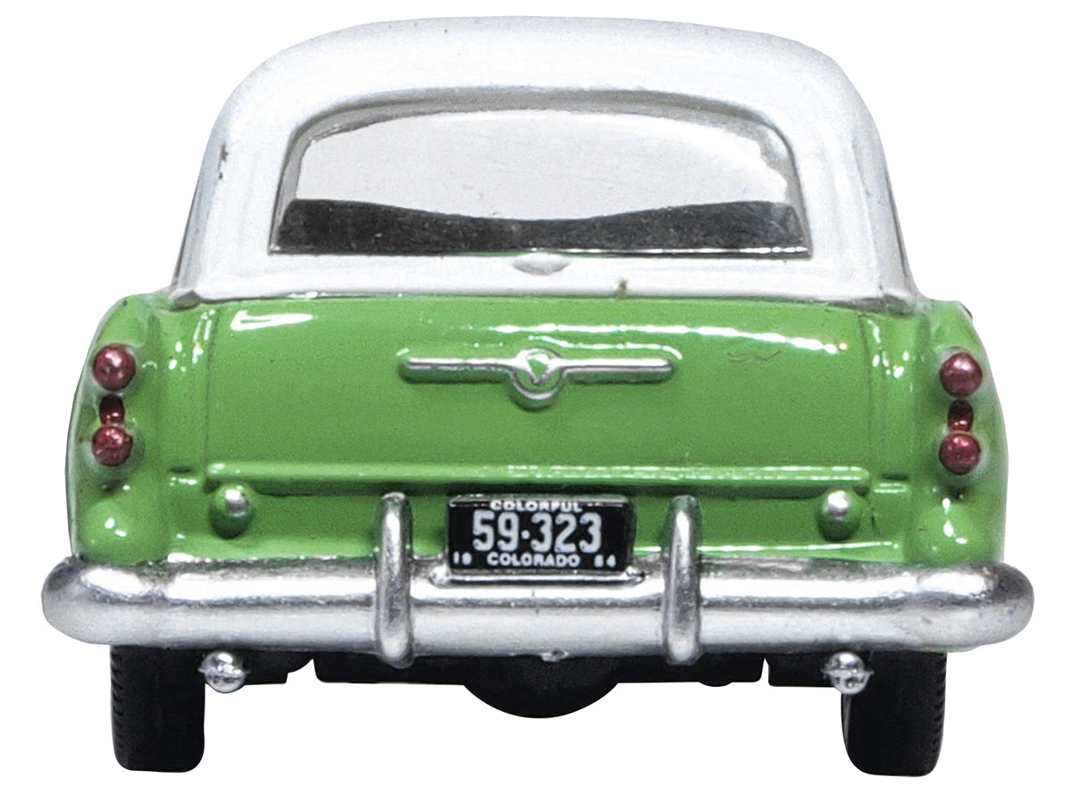 1954 Buick Century Estate Wagon Willow 1/87 Diecast Model Car - Oxford Diecast
