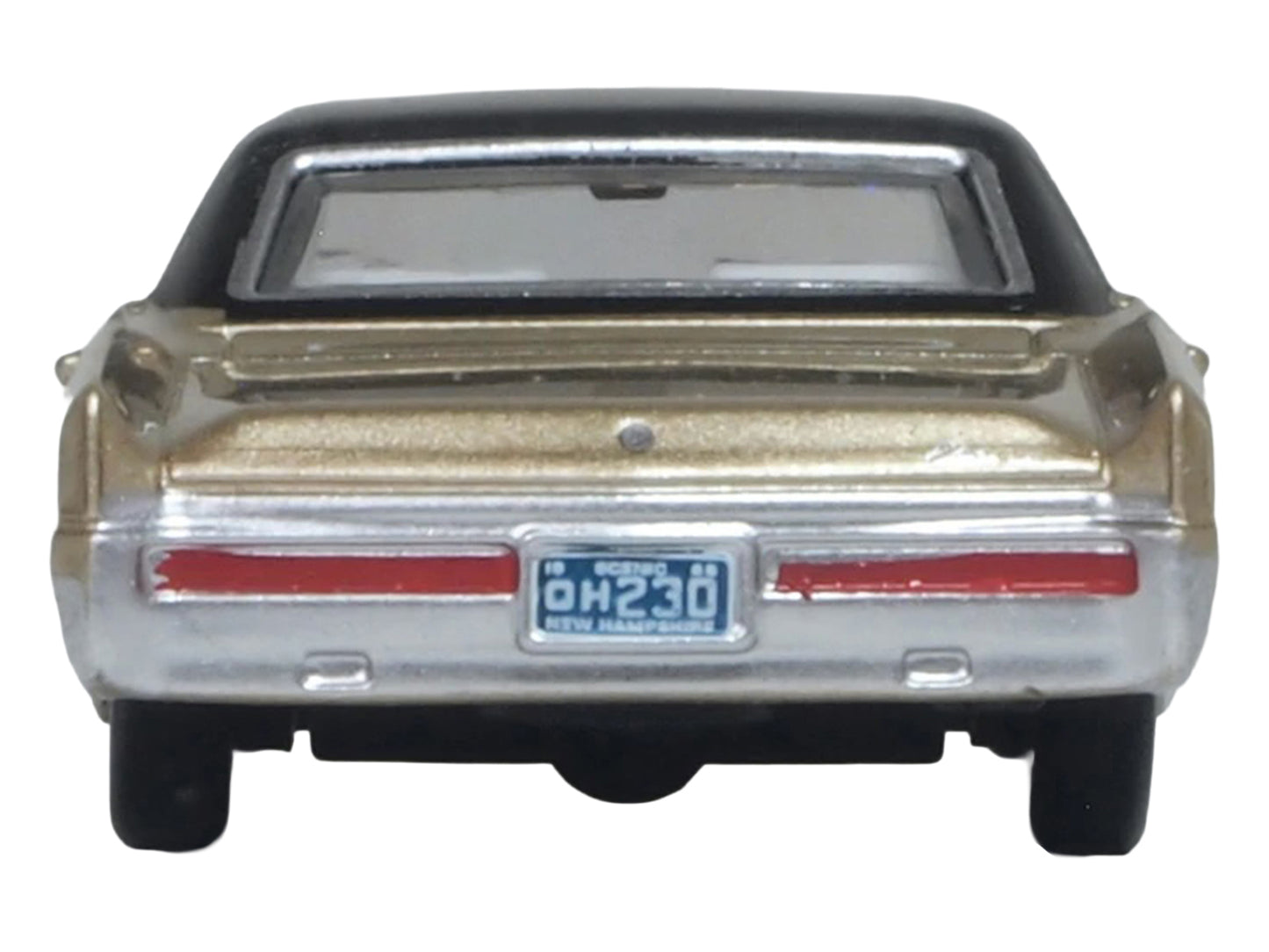 1968 Buick Electra 225 Ivory Gold Metallic with Black Top and White Interior 1/87 (HO) Scale Diecast Model Car by Oxford Diecast