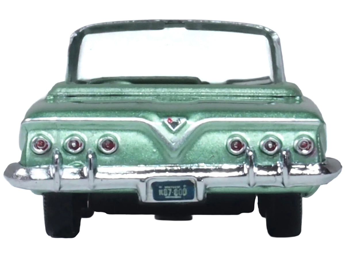 1961 Chevrolet Impala Convertible Arbor 1/87 Diecast Model Car - Oxford Diecast
