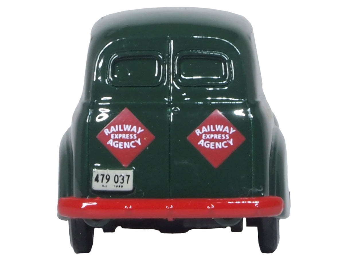 1950 Chevrolet Panel Van Dark Green 1/87 Diecast Model - Oxford Diecast