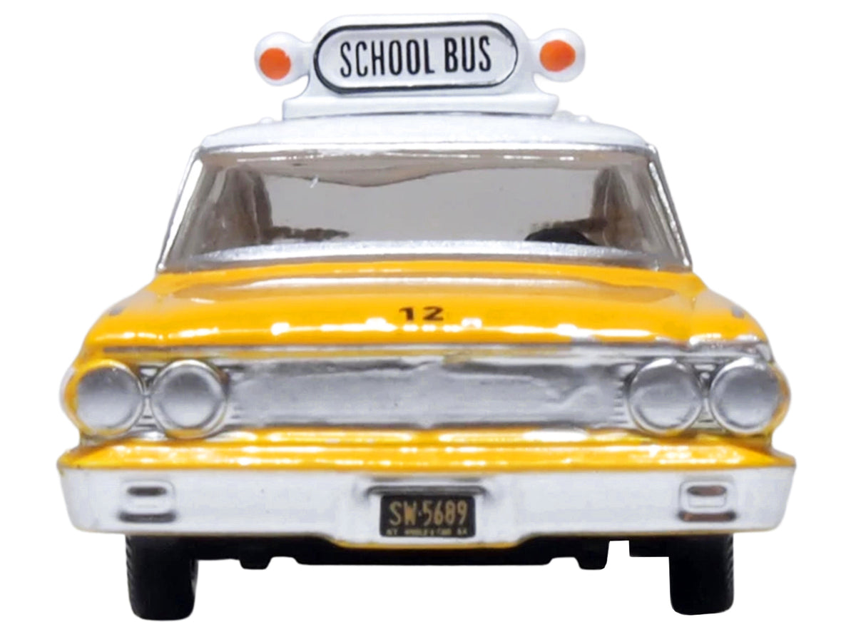 1964 Ford Country Station Wagon Yellow White 1/87 Diecast Model - Oxford Diecast