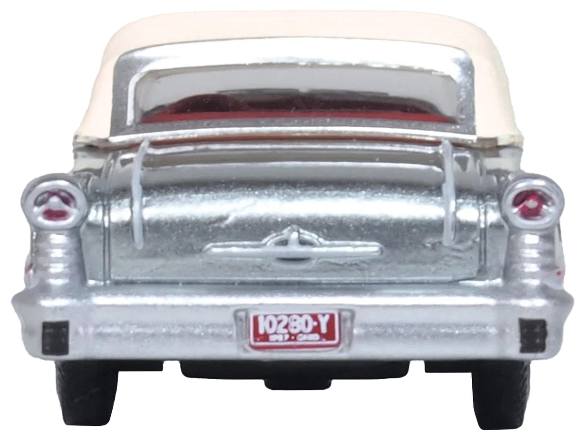 1957 Oldsmobile 88 Convertible (Top-Up) 1/87 Diecast Model Car - Oxford Diecast