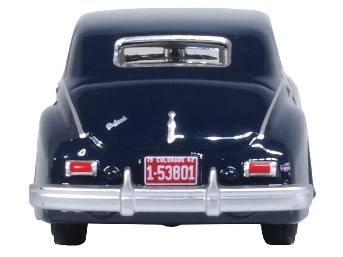 1942 Packard Clipper Touring Sedan 1/87 Diecast Model Car - Oxford Diecast