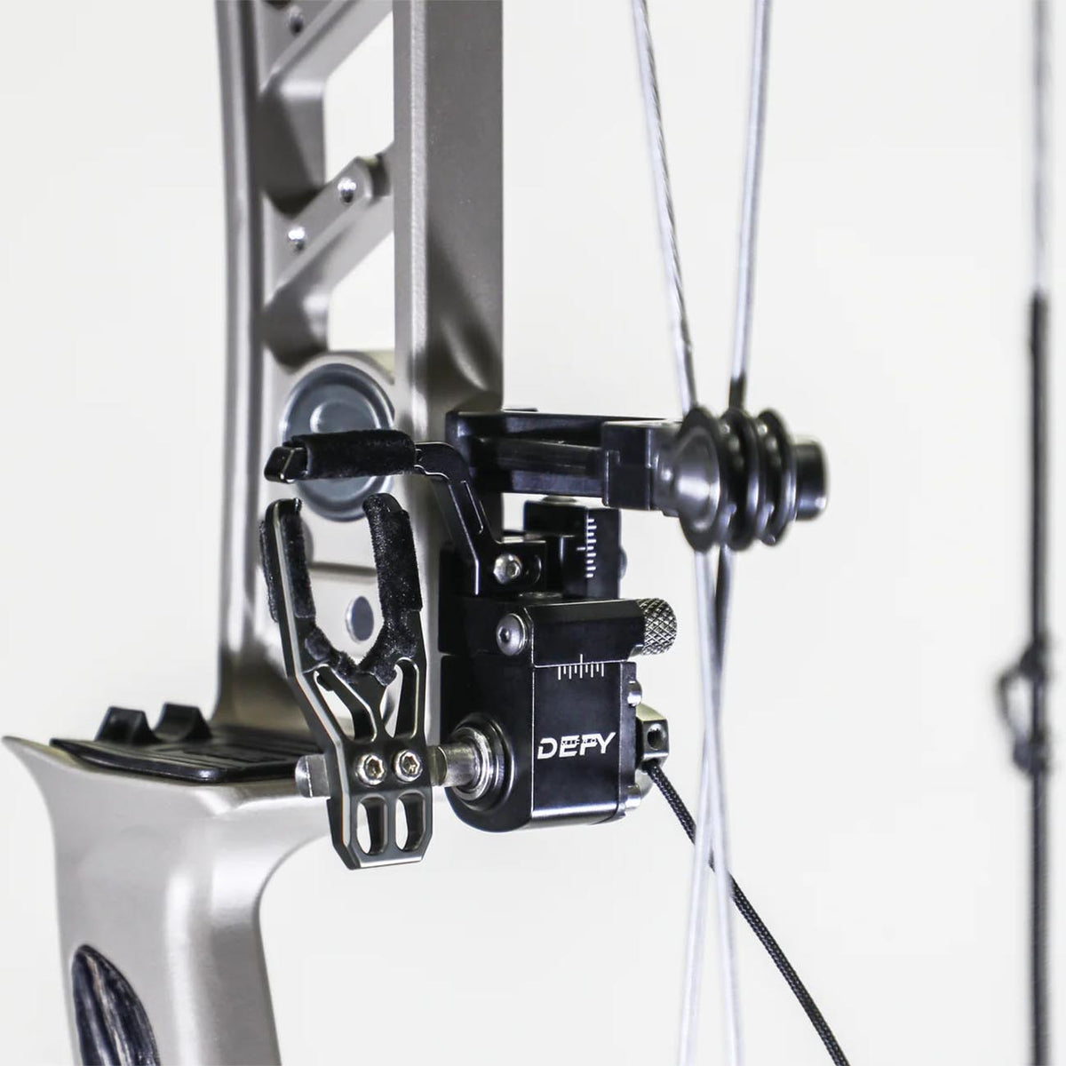 CBE Drop-Away Defy Micro Arrow Rest (Right Hand)