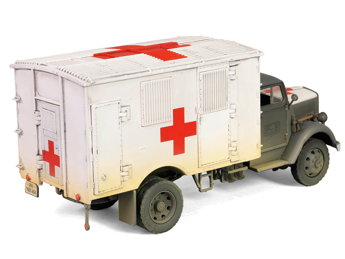 Opel-Blitz Kfz.305 Ambulance Gray & White "German Army" Series 1/32 Diecast