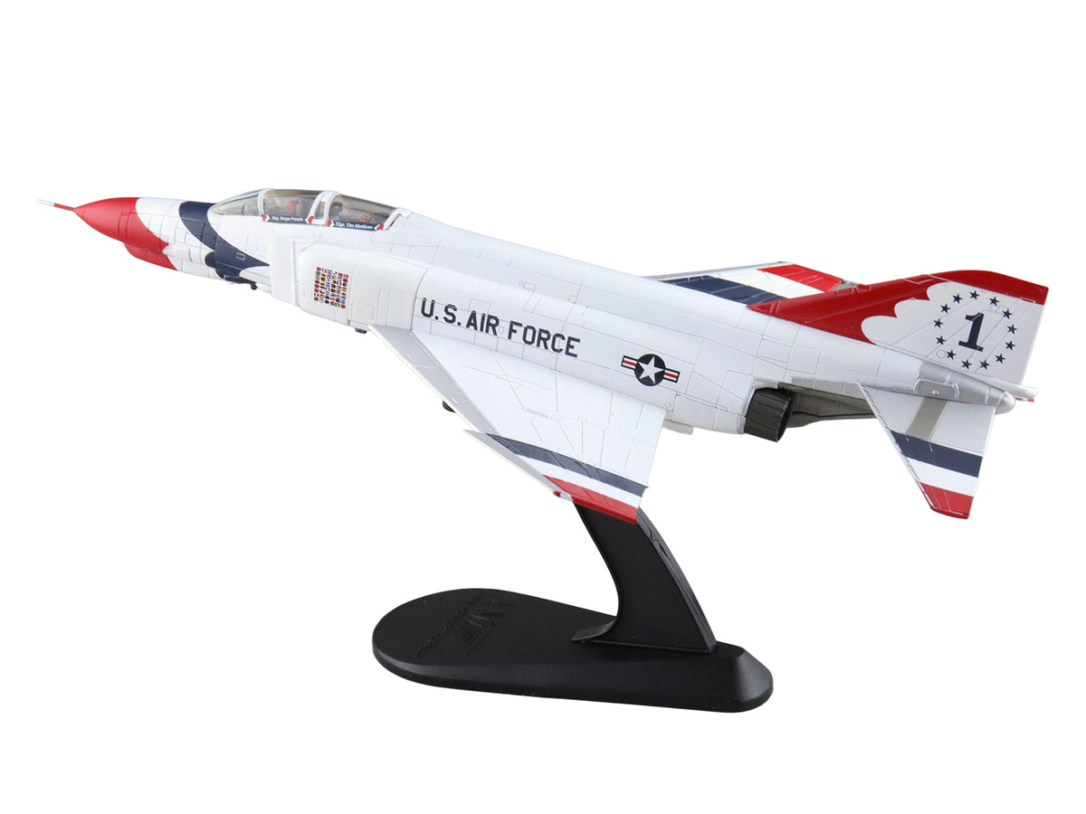McDonnell Douglas F-4E Phantom II Fighter-Bomber Aircraft "Thunderbirds No.1 Plane 1973/74 Season" United States Air Force "Air Power Series" 1/72 Diecast Model by Hobby Master