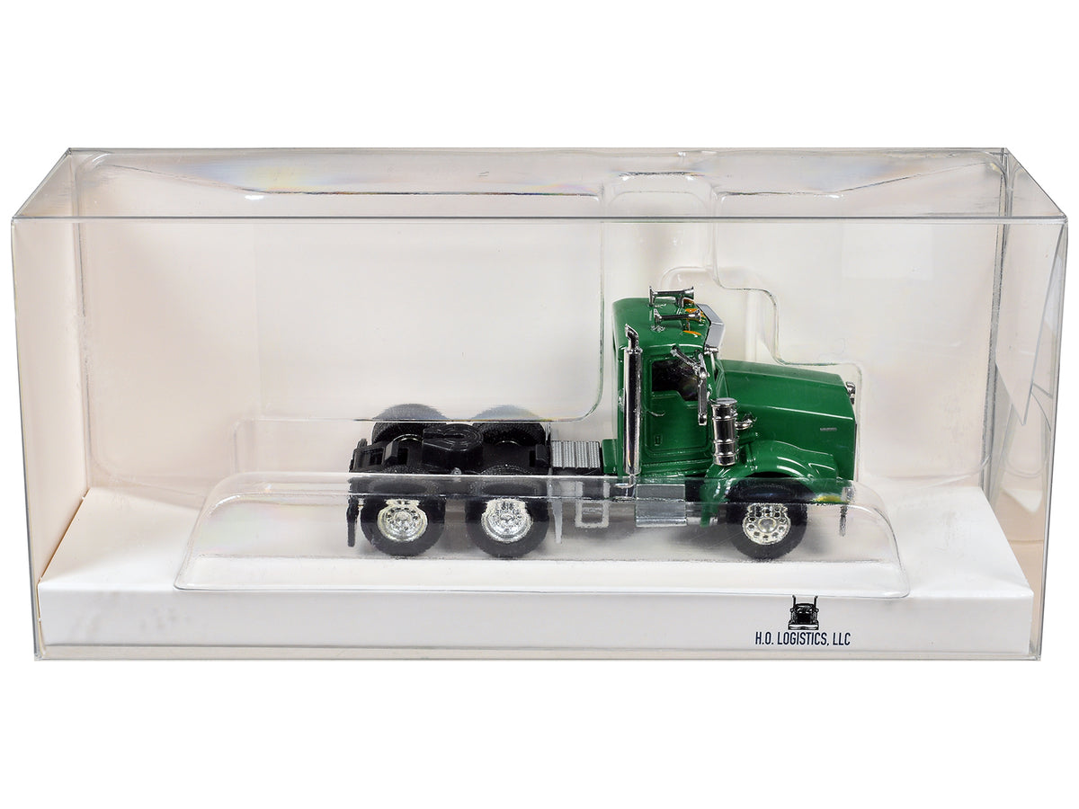 Kenworth T800 Day Cab Green 1/87 (HO) Scale Plastic Model by HO Logistics