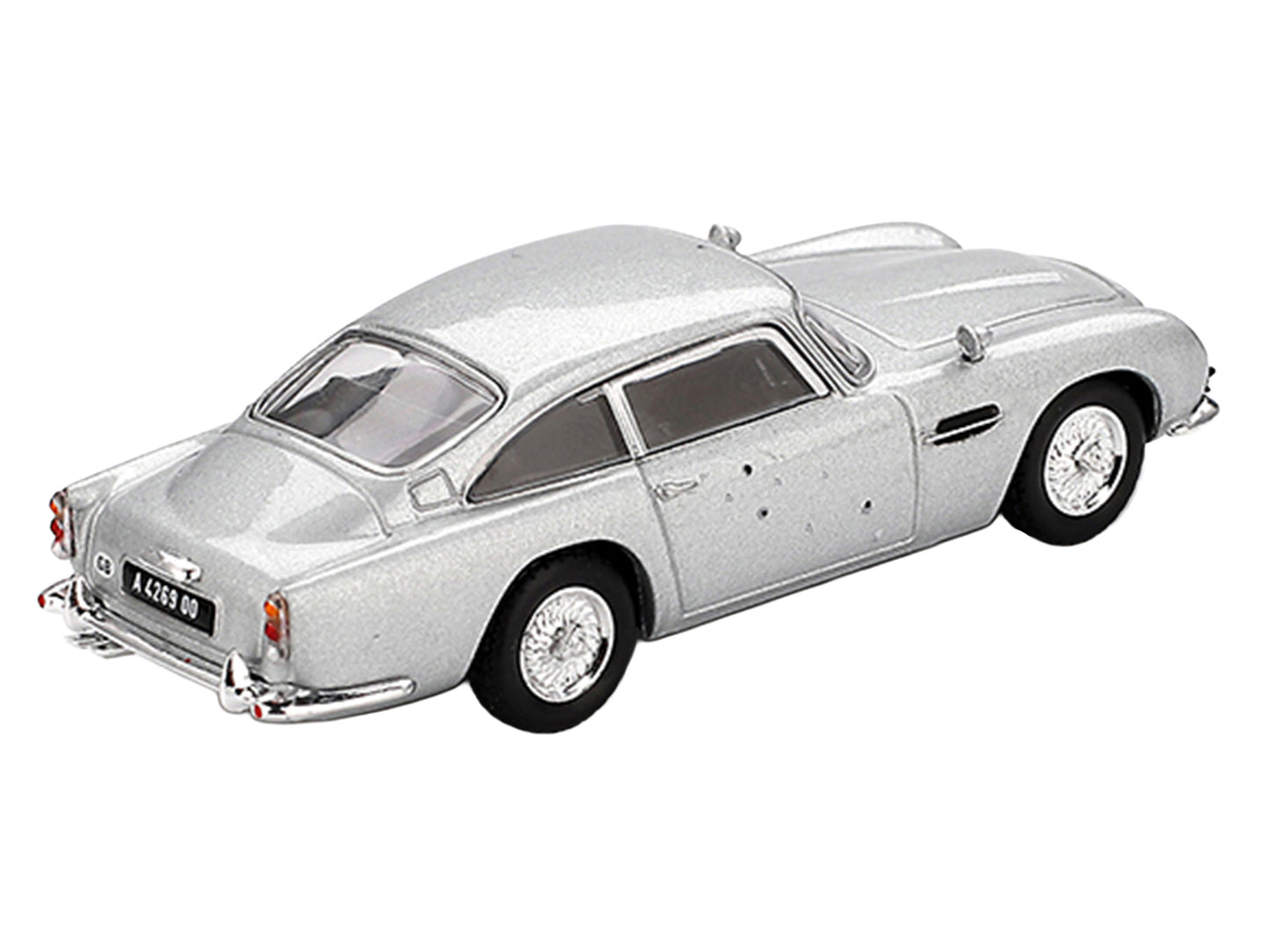 Aston Martin DB5 RHD (Right Hand Drive) Birch Silver Metallic (Damaged) 007 James Bond "Skyfall" (2012) Movie Limited Edition 1/64 Diecast Model Car by Mini GT