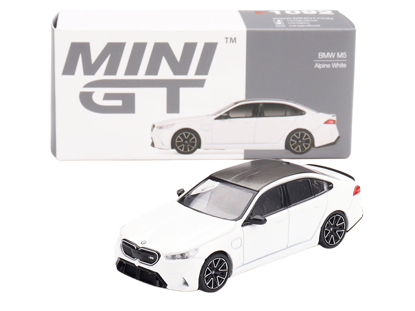 BMW M5 Alpine White with Carbon Top Limited Edition 1/64 Diecast Model Car by Mini GT