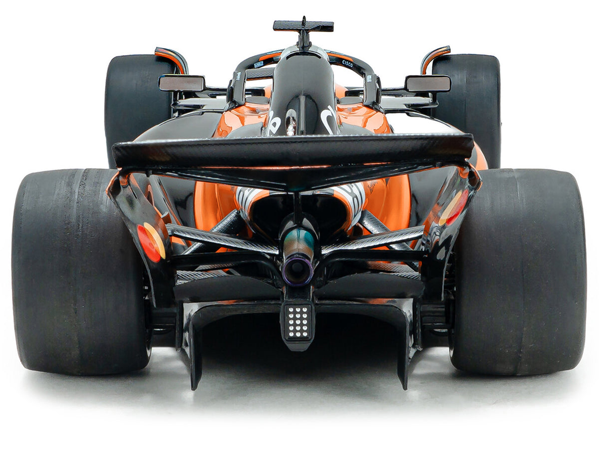 McLaren MCL39 #81 Oscar Piastri 3rd Place 1/18 Diecast Model Car - Solido