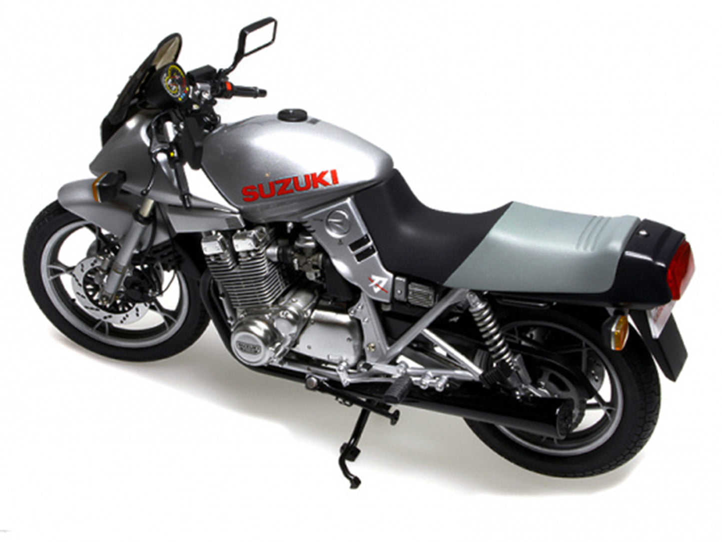 Model Kit Suzuki GSX1100S Katana Motorcycle 1/12 Scale Model by Tamiya