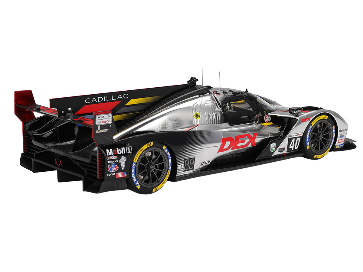 Cadillac V-Series.R #40 Louis Deletraz - Kamui Kobayashi - Jordan Taylor IMSA