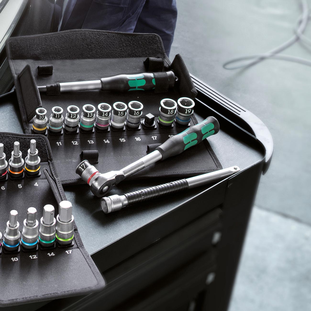 Wera 1/2â€ Drive Hybrid Switch Ratchet with Extension