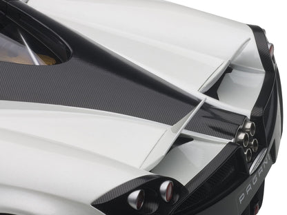 Pagani Huayra White 1/12 Model Car by Autoart <h2>Pagani </h2> <p>High-quality diecast perfect for collectors and enthusiasts. Features detailed interior exterior craftsmanship, realistic paint finish