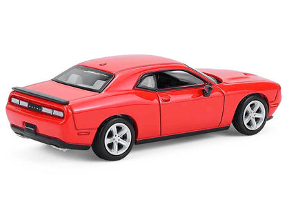 GreenLight 2016 Dodge Challenger RT Torred "GreenLight Muscle" Series 30 1/64 Diecast Model Car by <h2>2016 Greenlight</h2> <p>High-quality perfect for collectors and enthusiasts. Features detailed in