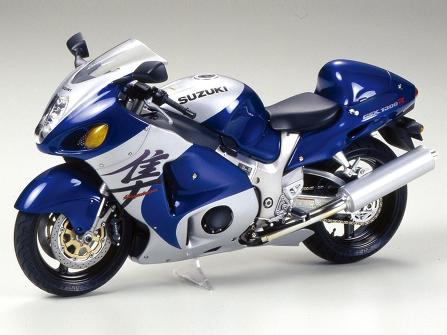 Model Kit Suzuki GSX1300R Hayabusa Motorcycle 1/12 Scale Model by Tamiya