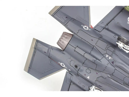 Level 4 Model Kit Lockheed Martin F-35A Lightning II Aircraft 1/72 Scale Model by Revell