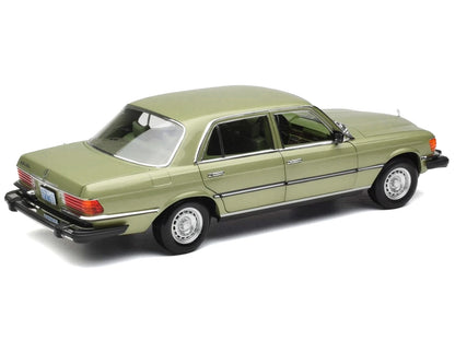 1979 Mercedes-Benz 450 SEL (US Version) Silver Green Metallic with Green Interior 1/18 T&y Diecast Model Car by Norev