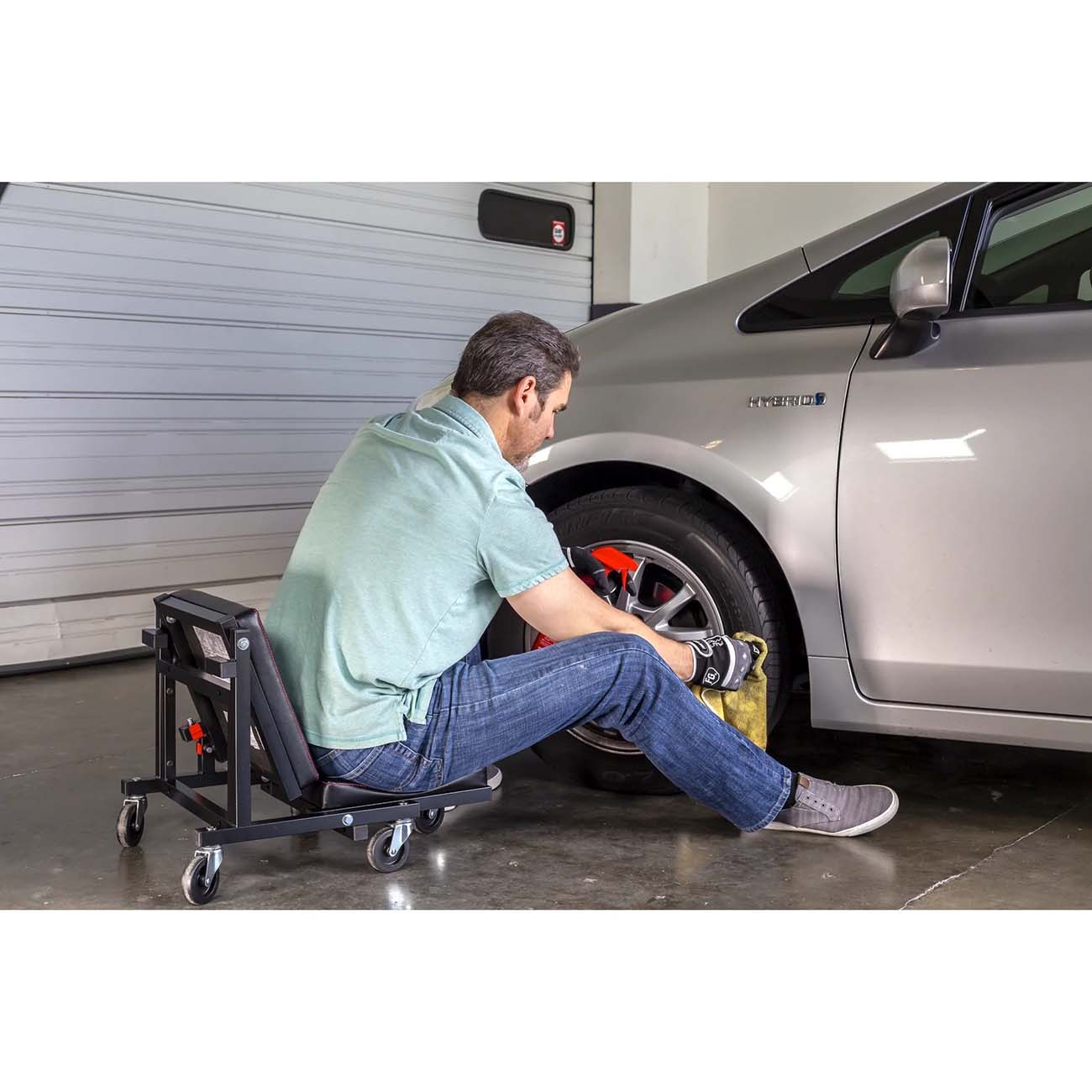 Powerbuilt 2-in-1 Low Creeper Seat Roller Stool