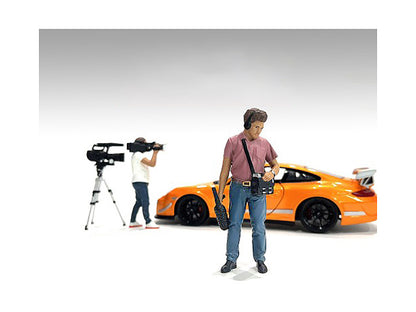 "On-Air" Figure 4 for 1/24 Scale Models by American Diorama <h2>"On-Air" Diorama</h2> <p>High-quality diecast model car perfect collectors and enthusiasts. Features detailed interior exterior craftsma