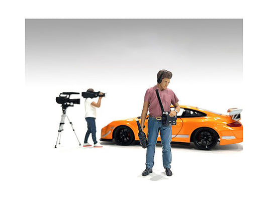 "On-Air" Figure 4 for 1/24 Scale Models by American Diorama <h2>"On-Air" Diorama</h2> <p>High-quality diecast model car perfect collectors and enthusiasts. Features detailed interior exterior craftsma