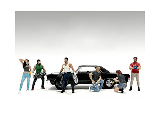 "Muscle Mechanics" 6 piece Figure Set for 1/24 Scale Models by American Diorama <h2>"Muscle Diorama</h2> <p>High-quality diecast model car perfect collectors and enthusiasts. Features detailed interio
