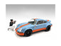 "Photographers" Figure #5 for 1/18 Scale Models by American Diorama <h2>"Photographers" Diorama</h2> <p>High-quality diecast model car perfect collectors and enthusiasts. Features detailed interior ex