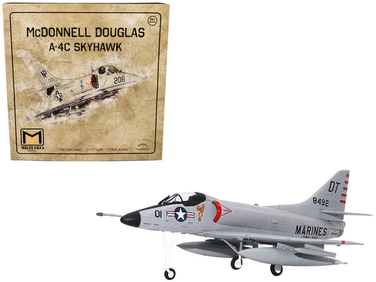 McDonnell Douglas A-4C Skyhawk Attack Aircraft "US Navy" 1/72 T&y Diecast Model by Militaria Die Cast