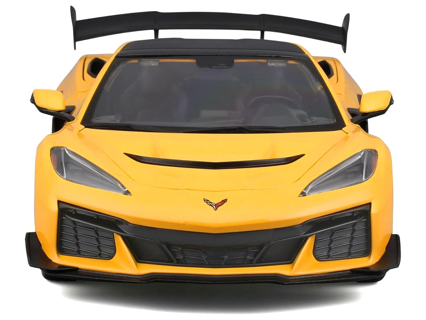 Chevrolet Corvette ZR1 Coupe Yellow with Carbon Top "Special Edition" Series 1/18 T&y Diecast Model Car by Maisto