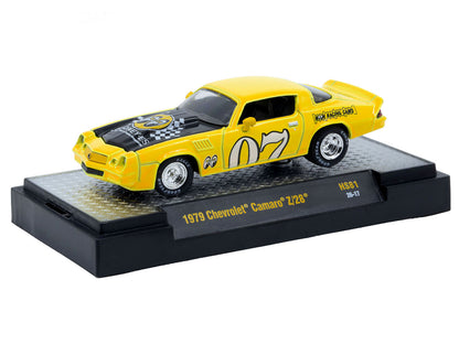 1979 Chevrolet Camaro Z/28 Yellow Black Hood 1/64 Diecast Model Car - M2