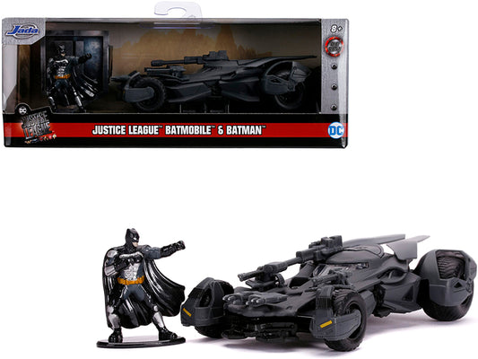 2017 Batmobile with Diecast Batman Figurine "Justice League" (2017) Movie "DC Comics" "Hollywood Rides" Series 1/32 Model Car by Jada <h2>2017 Jada</h2> <p>High-quality perfect for collectors and enth
