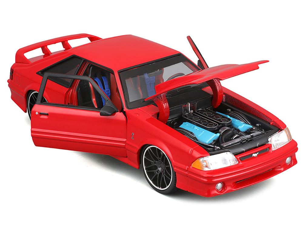 Maisto 1993 Ford Mustang SVT Cobra Red "Classic Muscle" "Maisto Design" Series 1/24 Diecast Model Car by <h2>1993 Maisto</h2> <p>High-quality perfect for collectors and enthusiasts. Features detailed