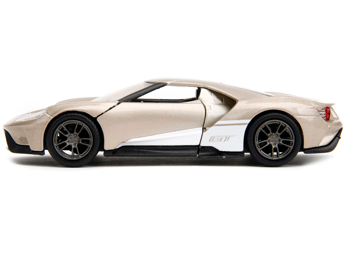 2017 Ford GT Gold Metallic with White Accents "Pink Slips" Series 1/32 Diecast Model Car by Jada <h2>2017 Jada</h2> <p>High-quality perfect for collectors and enthusiasts. Features detailed interior e