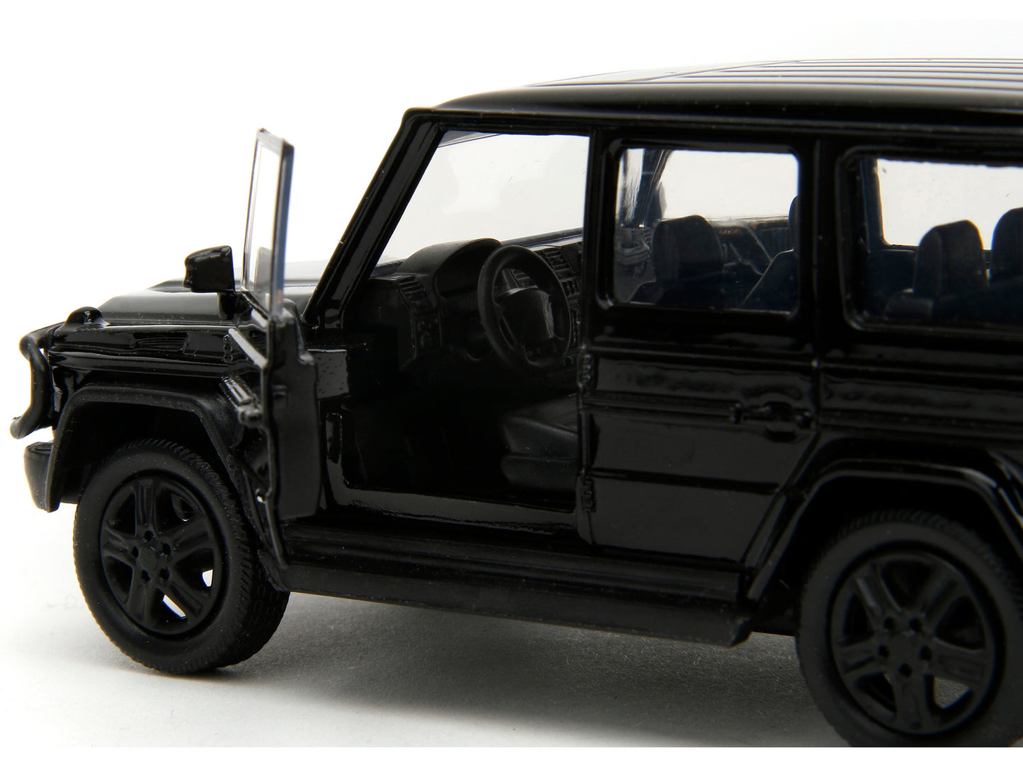 Mercedes-Benz G-Class 4x4 Black "Pink Slips" Series 1/32 Diecast Model Car by Jada <h2>Mercedes-Benz Jada</h2> <p>High-quality perfect for collectors and enthusiasts. Features detailed interior exteri