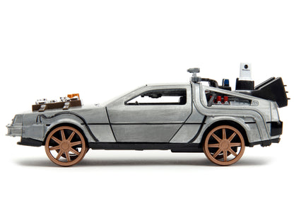 DeLorean DMC (Time Machine) Brushed Metal Train Wheel Version "Back to the Future Part III" (1990) Movie "Hollywood Rides" Series 1/32 Diecast Model Car by Jada <h2>DeLorean Jada</h2> <p>High-quality
