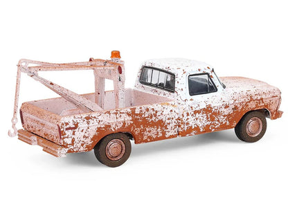 GreenLight 1973 Ford F-100 Tow Truck White (Weathered) "Blue Collar Collection" Series 14 1/64 Diecast Model Car by <h2>1973 Greenlight</h2> <p>High-quality perfect for collectors and enthusiasts. Fea