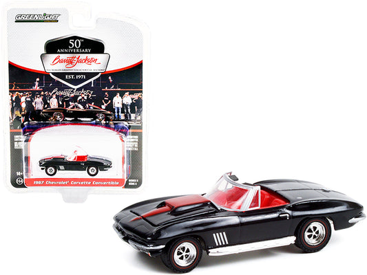 1967 Chevrolet Corvette Convertible Black 1/64 Diecast Model Car - Greenlight