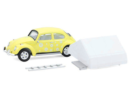 GreenLight Volkswagen Classic Beetle Yellow with White Flower Graphics and Interior Camp'otel Cartop Sleeper Tent "The Great Outdoors" Series 4 1/64 Diecast Model Car by <h2>Volkswagen Greenlight</h2>