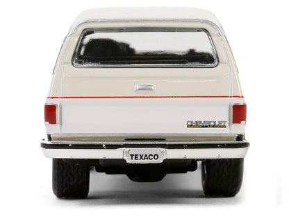 GreenLight 1990 Chevrolet Suburban "Texaco" Cream and White "Texaco Special Edition" Series 1 1/64 Diecast Model Car by <h2>1990 Greenlight</h2> <p>High-quality perfect for collectors enthusiasts. Fea
